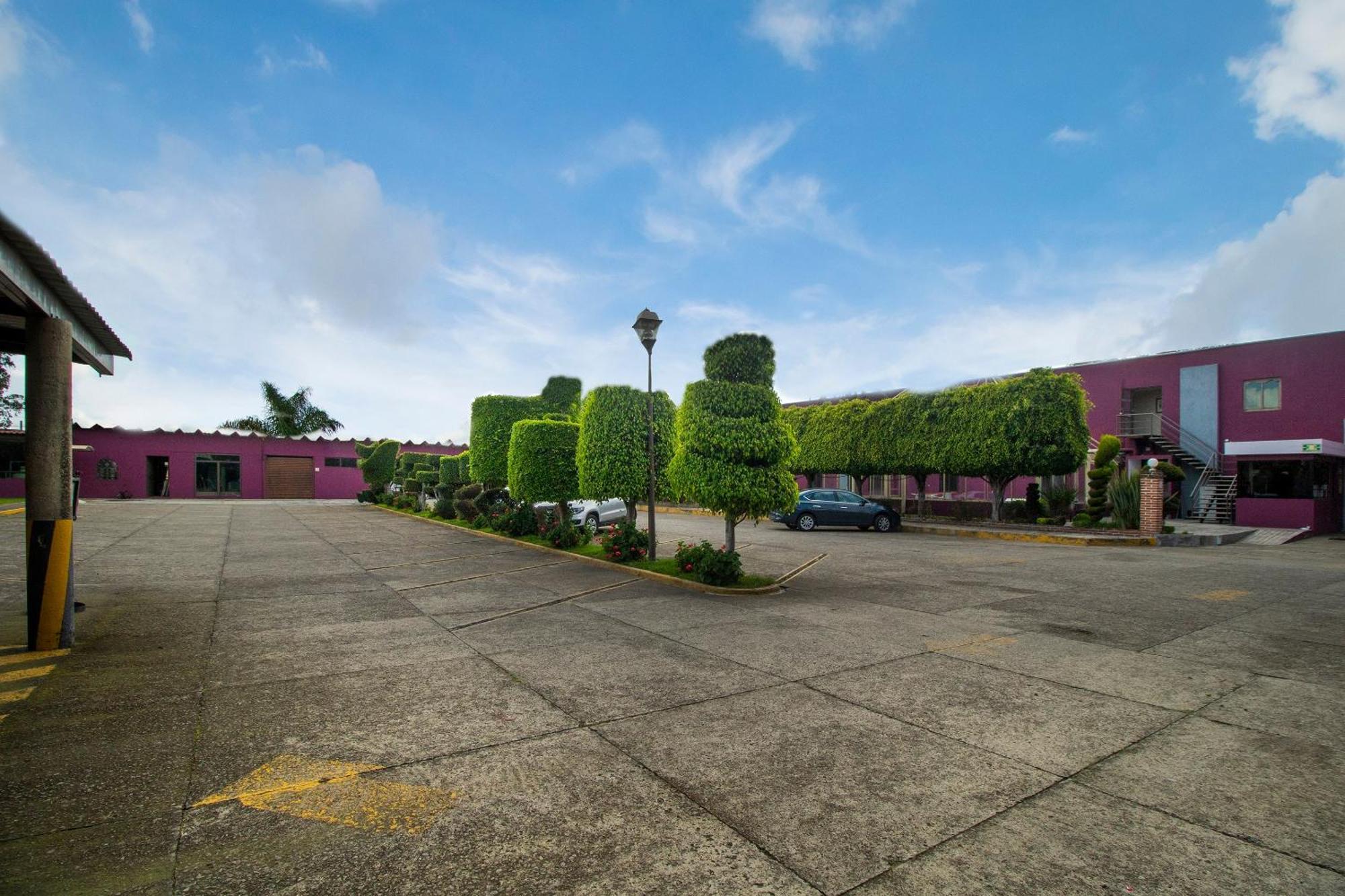 Hotel Collection O Iglesias, Cholula